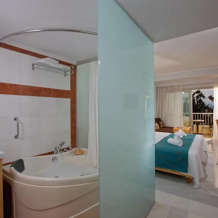 Rethymno Mare & Water Park Hotel